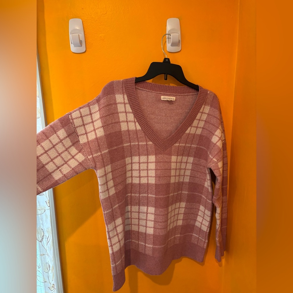 Aeropostale Pink and Cream Plaid V-Neck Oversized Sweater